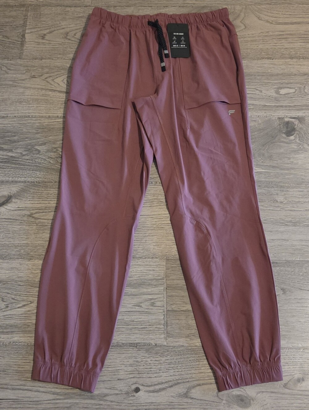NWT Fabletics The One Jogger Pants - Size Large 29" Inseam - Purple